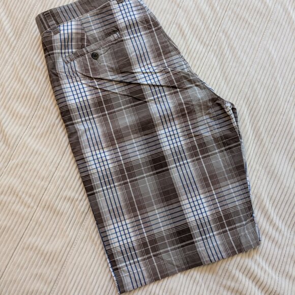 NWT 2 pair Men's Warehouse Blue Pronto Uomo Modern Fit 34 shorts - Picture 13 of 16